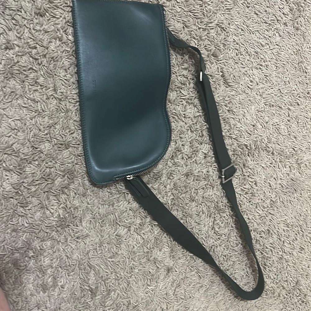 Everlane crossbody bag